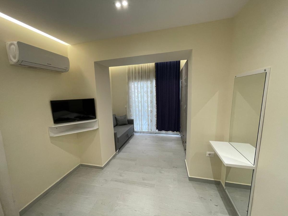 Little Cozy Apartment 4 Sarandë Eksteriør bilde